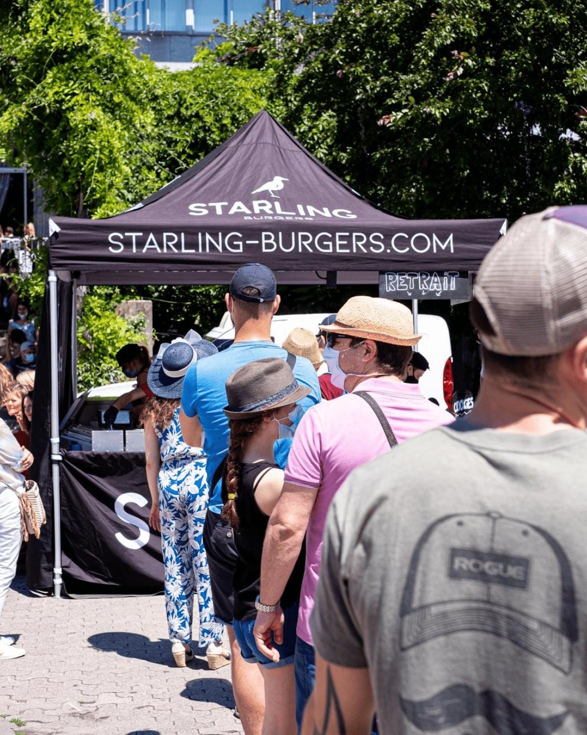 la file d'attente du foodtruck de Starling Burgers